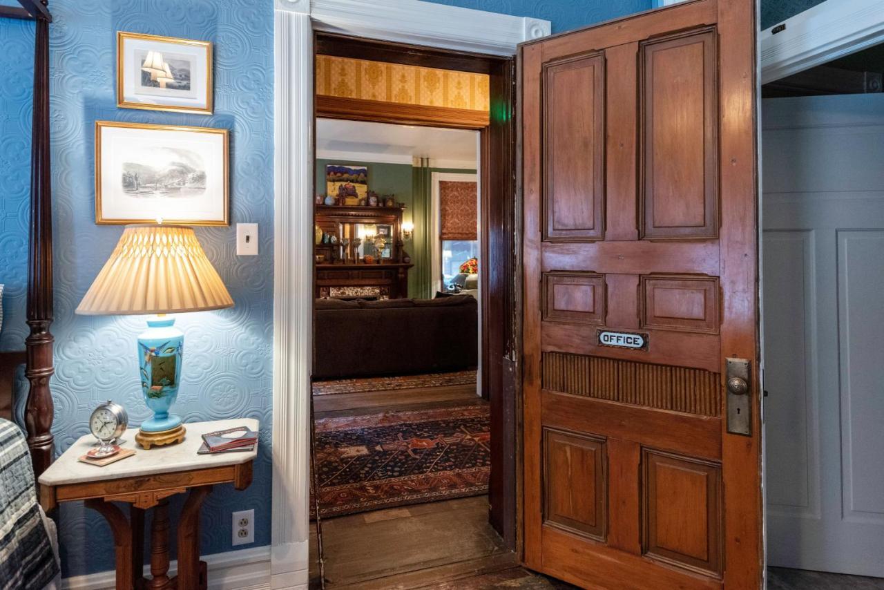 The Dolon House Bed & Breakfast! Jim Thorpe Eksteriør billede